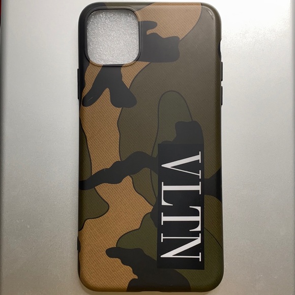 iPhone 11 Pro Max Case - Picture 1 of 2